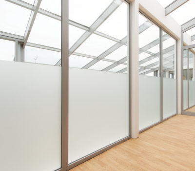 PELÍCULA DECORATIVA OPALIZADA BLANCA DE 1.52MTS