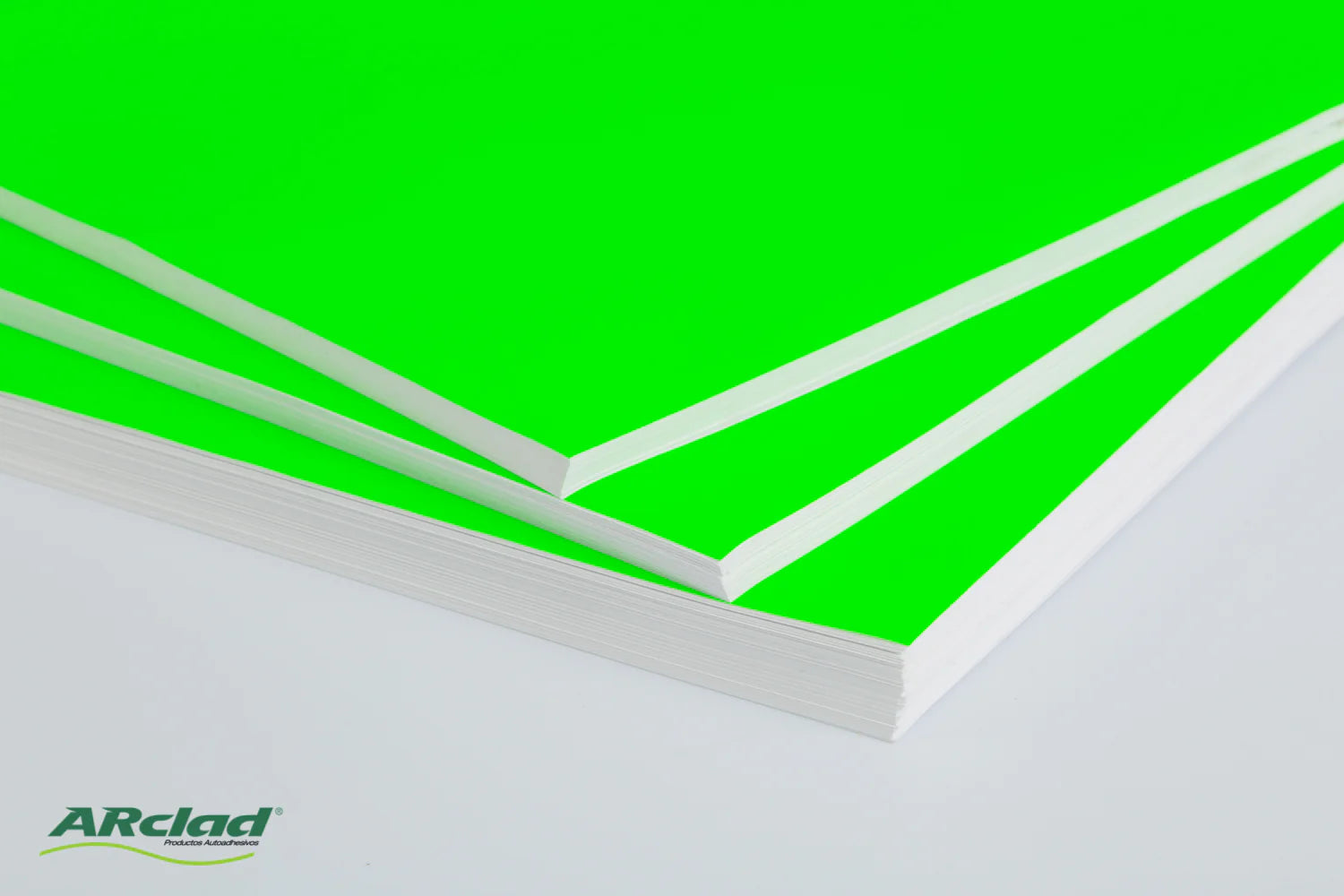 Papel Radiante ARclad 70x100 CM