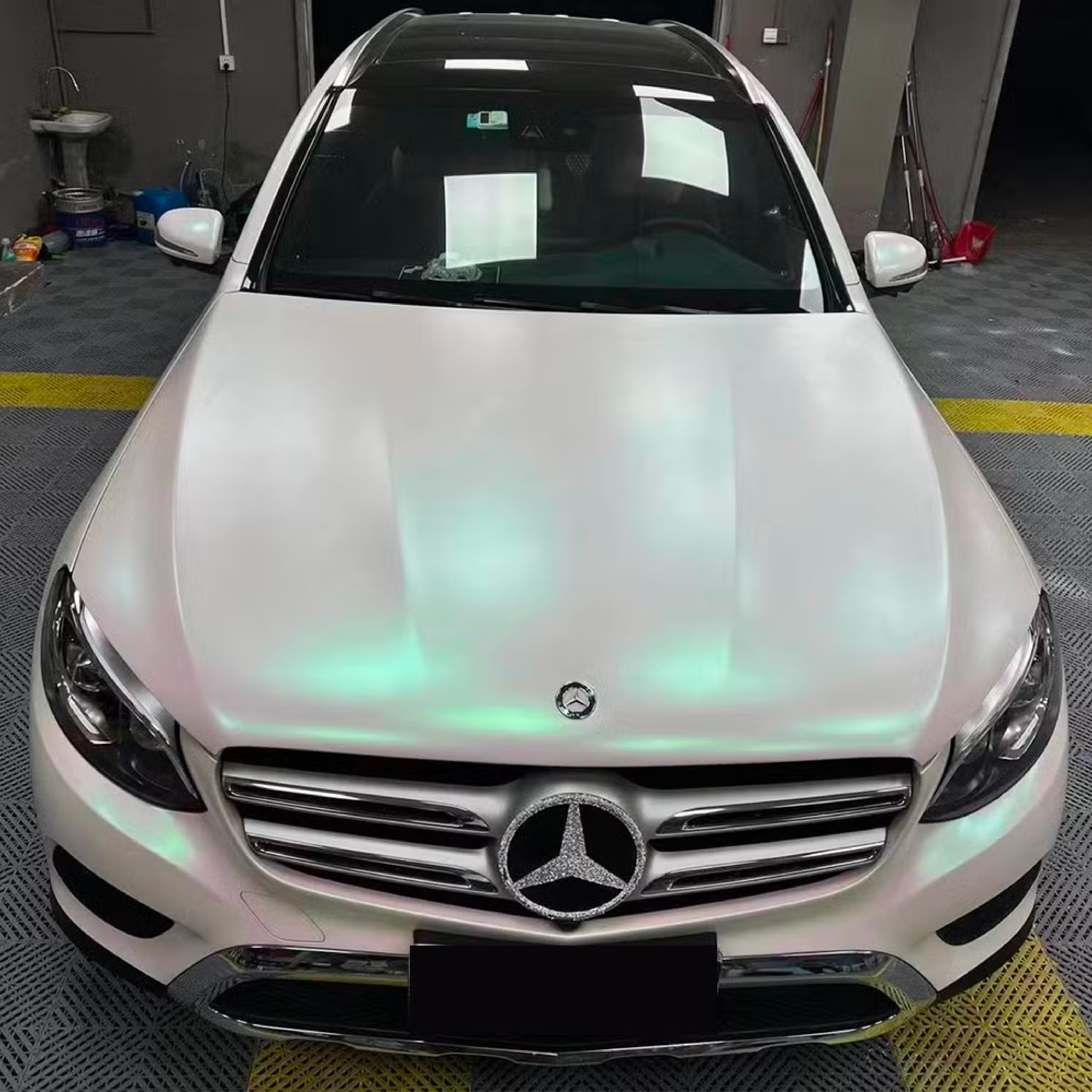 WRAP SATIN METALLIC TRUE WHITE UWF-217SM DE 1.52 MTS
