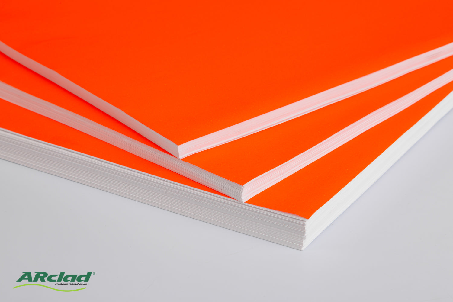 Papel Radiante ARclad 70x100 CM